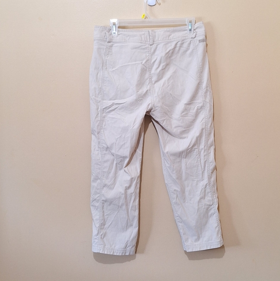 Columbia River Resort Capri Pants - Picture 6 of 6